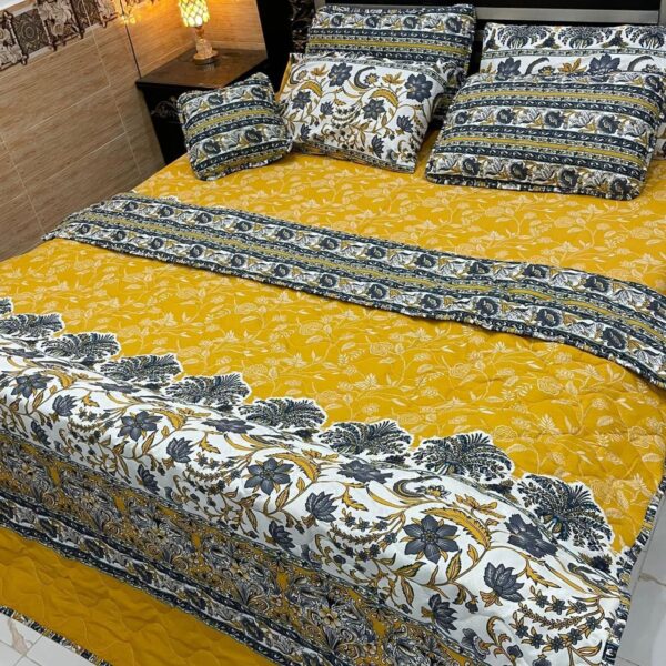 7 Piece Printed Comforter Set – Luxurious Comfort & Style