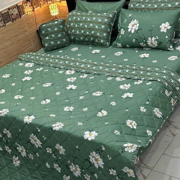 7 Piece Printed Comforter Set – Luxurious Comfort & Style