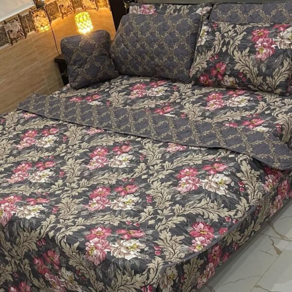 7 Piece Printed Comforter Set – Luxurious Comfort & Style