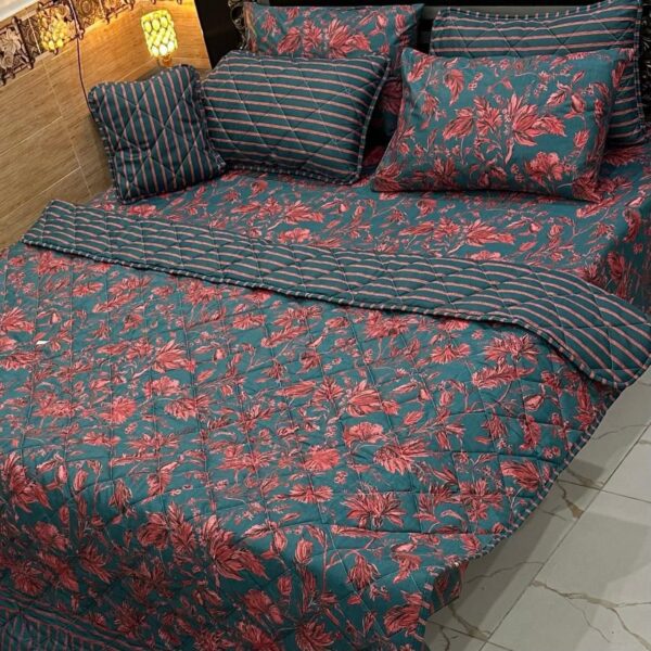 7 Piece Printed Comforter Set – Luxurious Comfort & Style